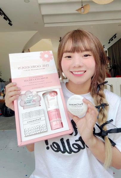 Product image - 🖤KEM CHỐNG NẮNG HỒNG 100gr + Chống nắng 50gr + Gói esen (Nằm trong hộp kem)