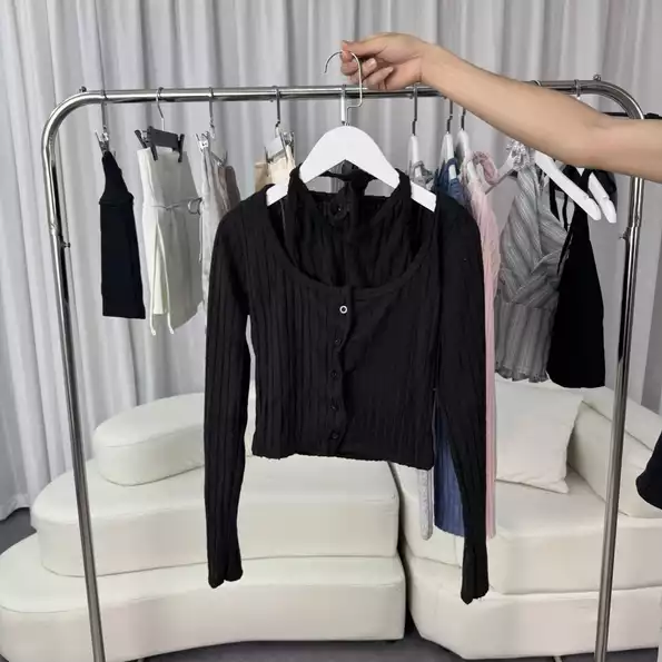 Product image - ຄາດິແກນ ພ້ອມເສື້ອໃນ