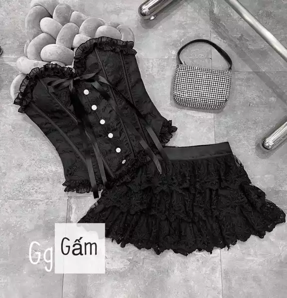 Product image - ເກາະອົກມີນວມ+ກະໂປ່ງ