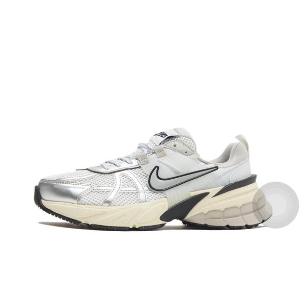 Product image - Giày Nike V2K Run White Authentic