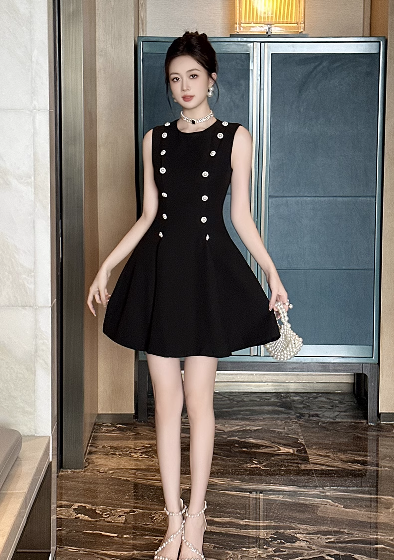 15783-Đầm xoè sát nách đen thân kết nút cách điệu ( chéo nhật,lót)-15783_thumbnail_1