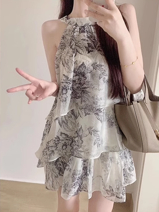 15367-Set áo yếm kèm chân váy hoa tầng ( voan tơ , lót)