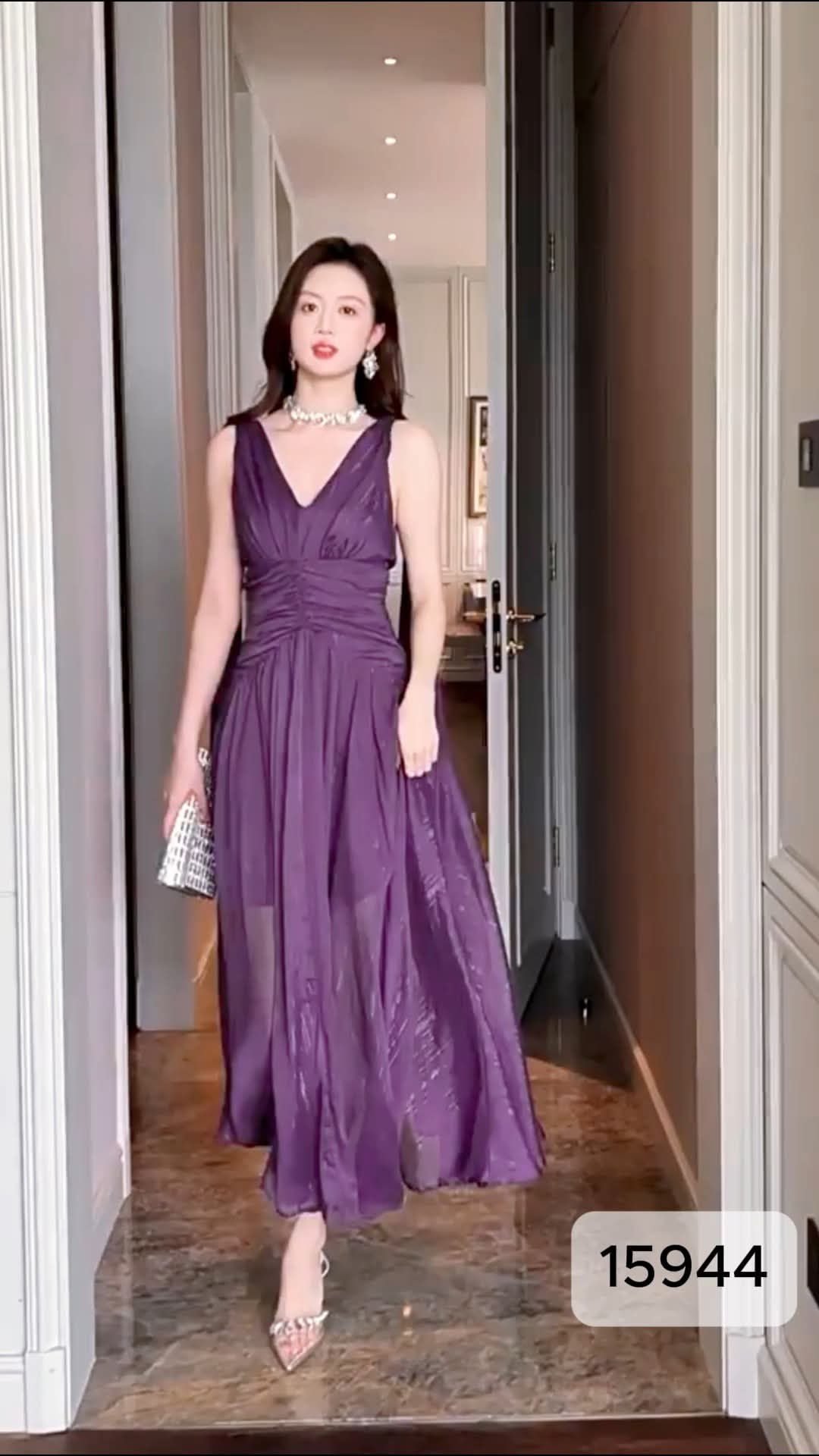 15944-Đầm voan tíim sát nách cổ tim cách điệu ( voan xước,lót)_thumbnail_0