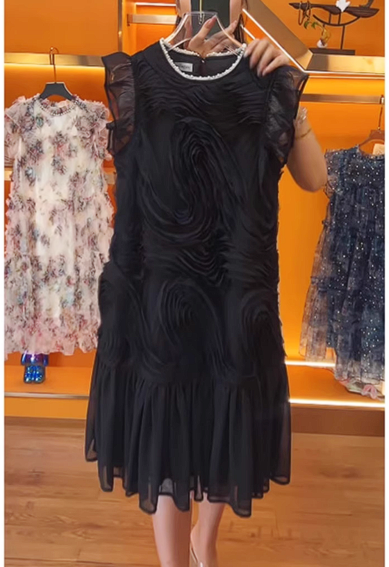 16157-Đầm suông đen tay con hoạ tiết sóng 3D ( voan tơ bọt,lót )_thumbnail_1