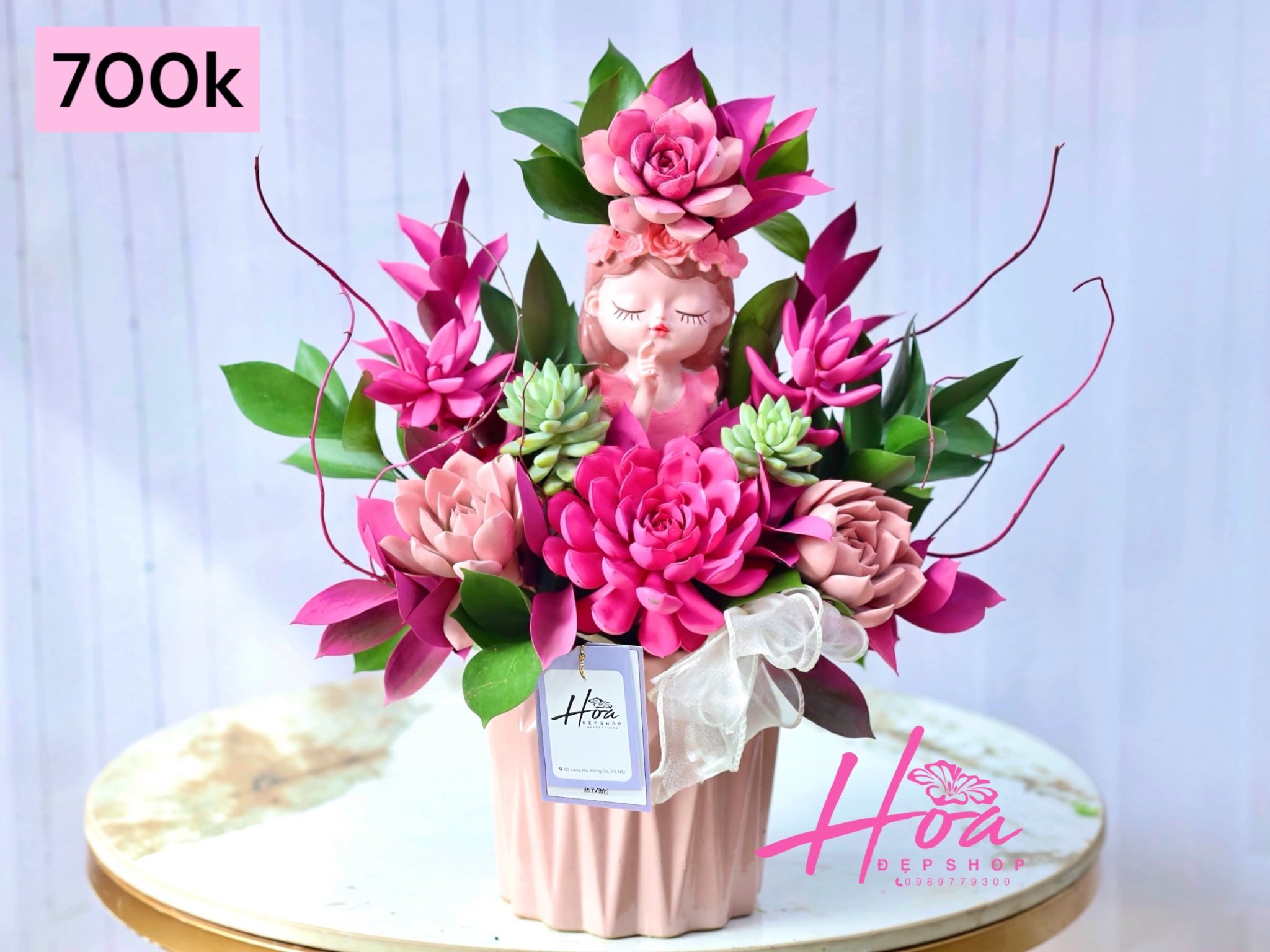 Bình sen đá cô gái mini