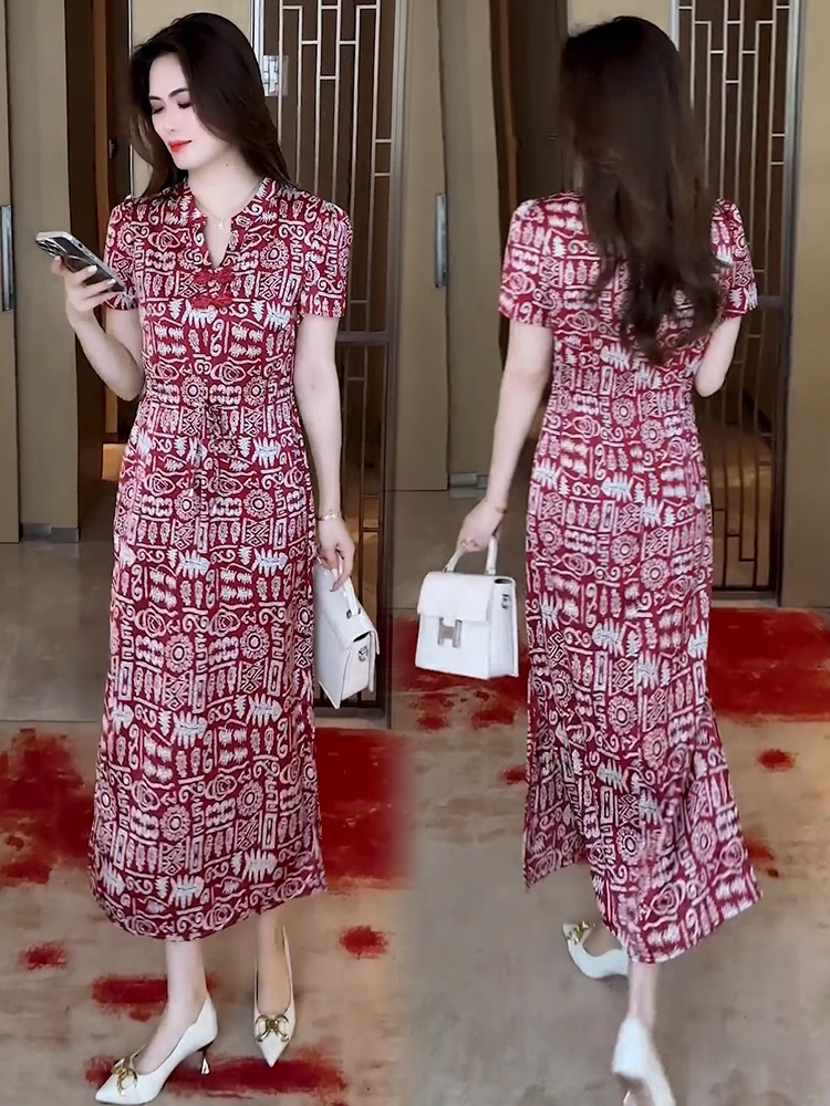 15112-Đầm suông cổ tàu  eo thắt dây họa tiets đỏ trắng ( lụa )_thumbnail_0