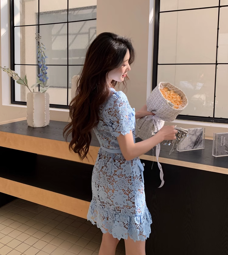 16396-Đầm ren xanh đuôi cá  kết nút ( ren, lót)_thumbnail_1