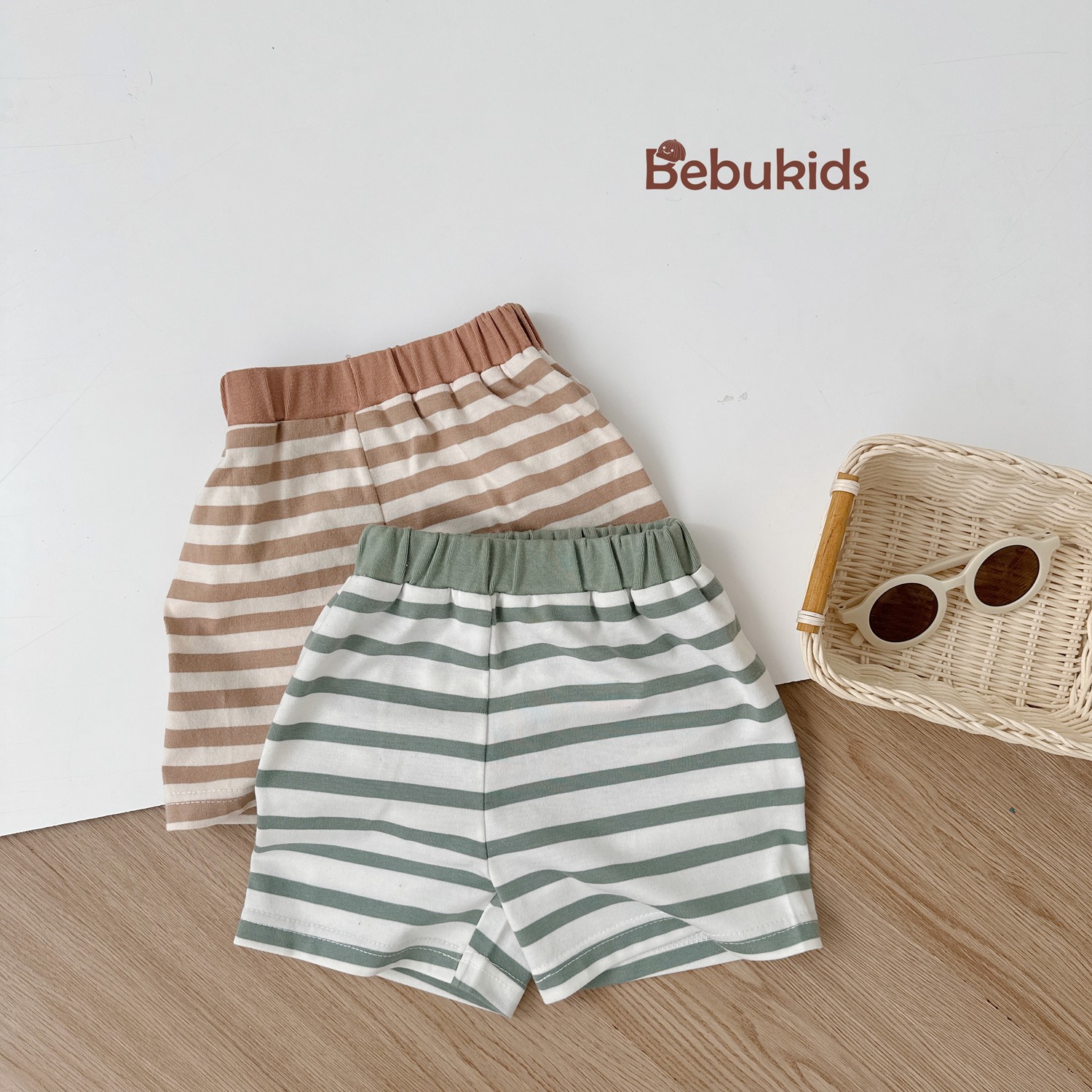 SB2318- bộ sát nách in đồng hồ phối quần kẻ