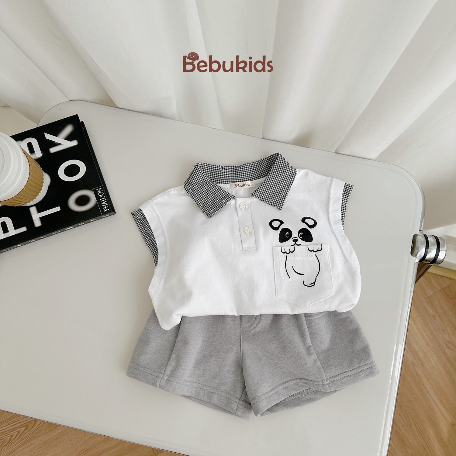 SB2342- bộ polo sát nách ngực in gấu trúc trắng