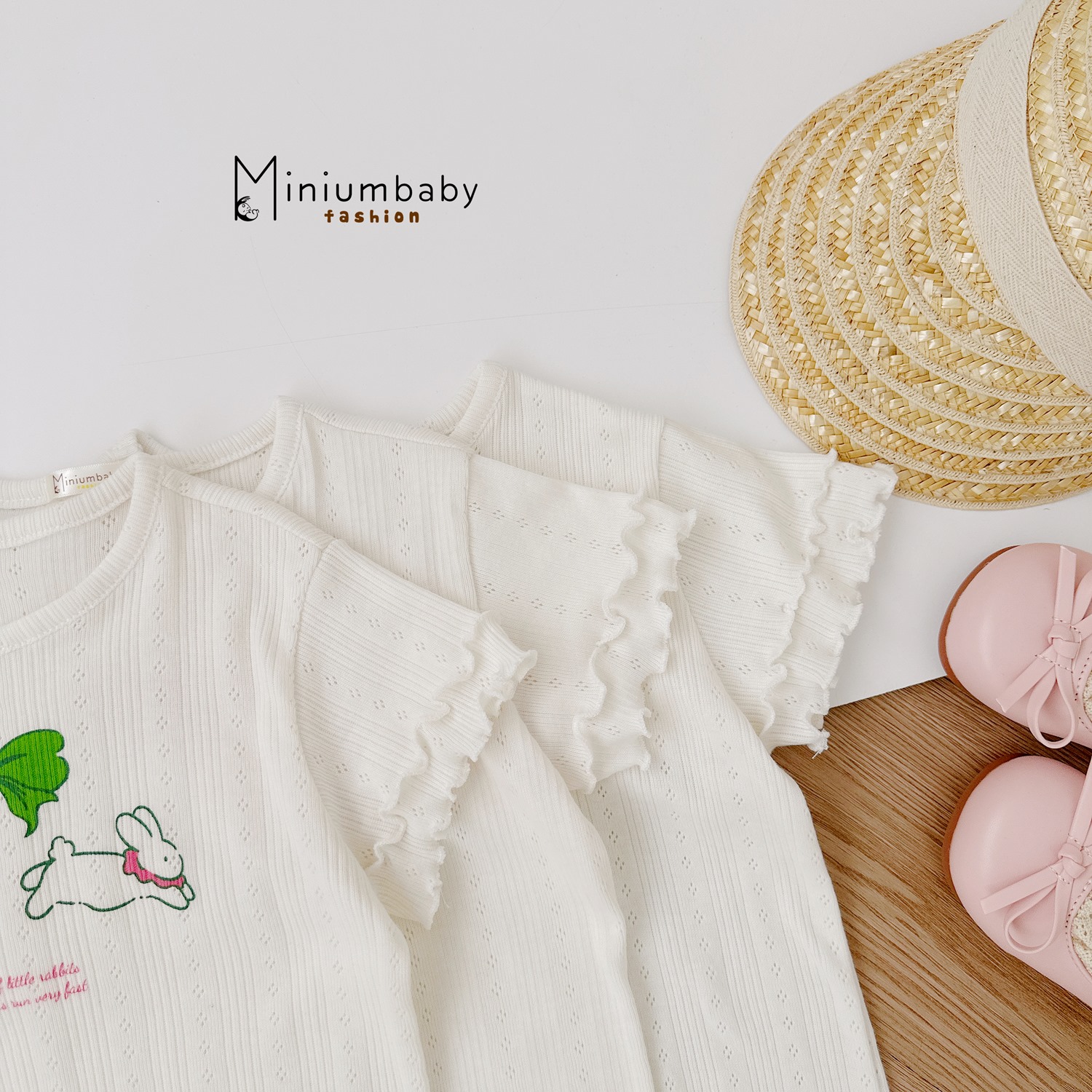 SB2347- bộ cộc tay in nơ thỏ, bèo gấu vạt áo