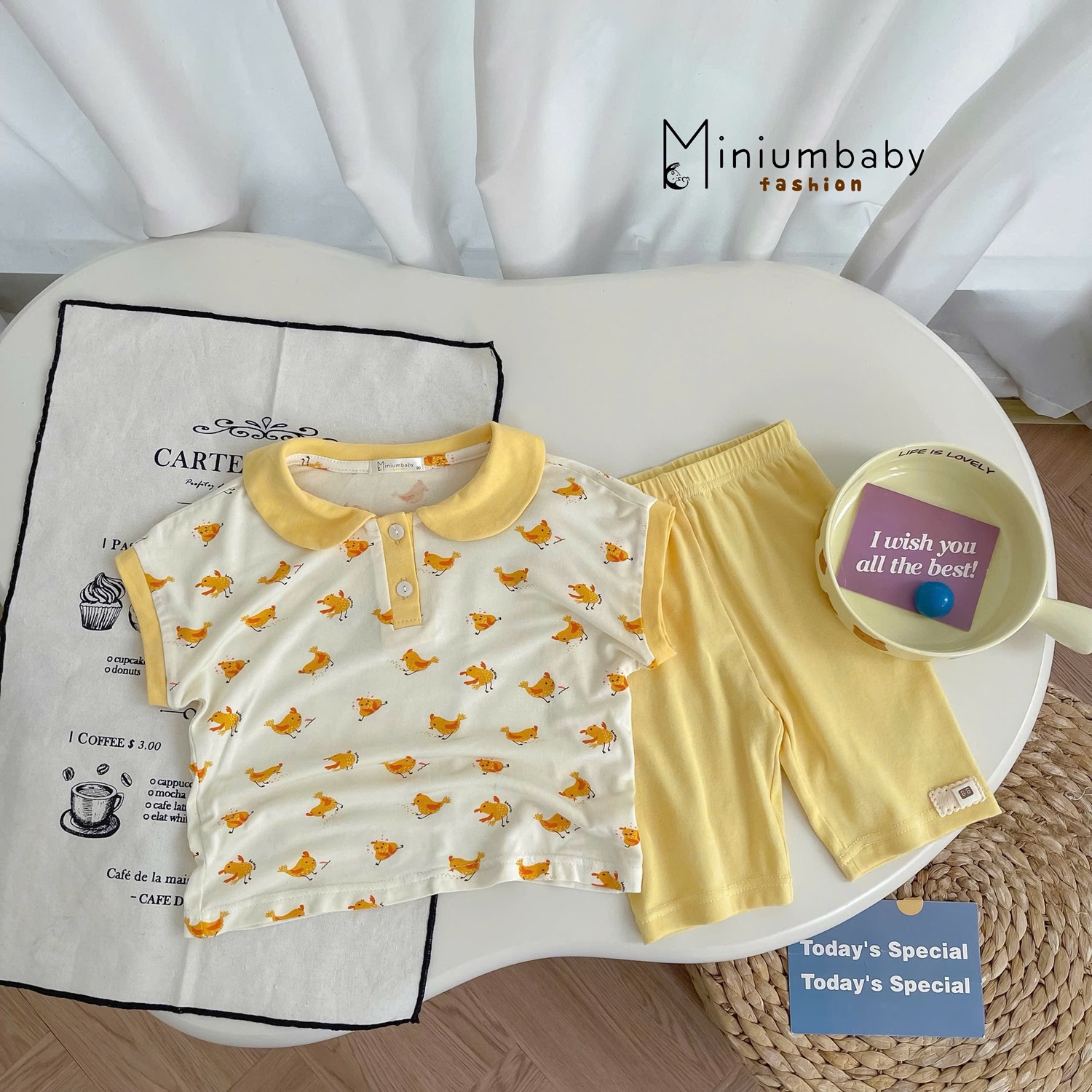 SB2348- bộ cổ sen phối cổ, nẹp, bo tay in họa tiết be vàng