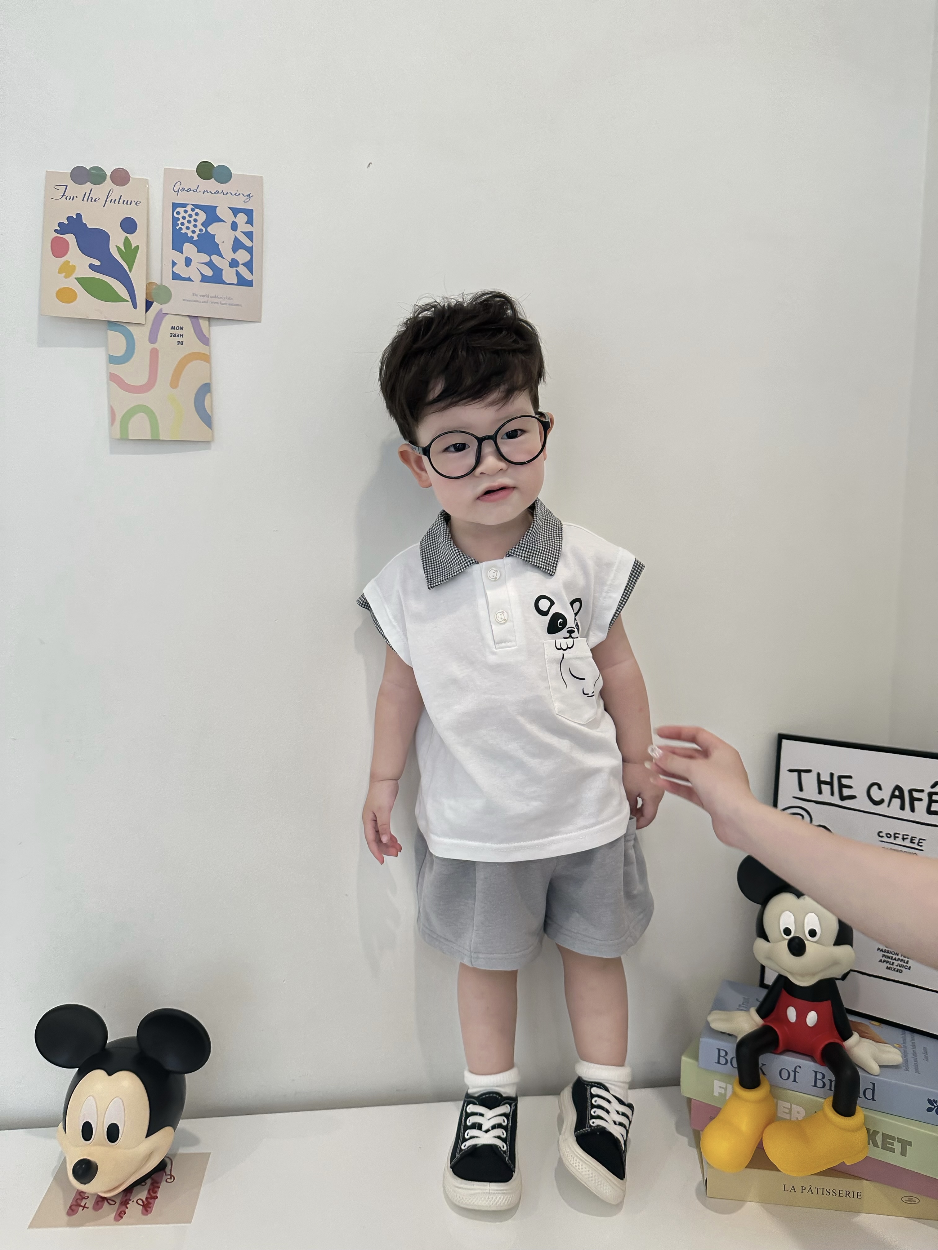 SB2342- bộ polo sát nách ngực in gấu trúc