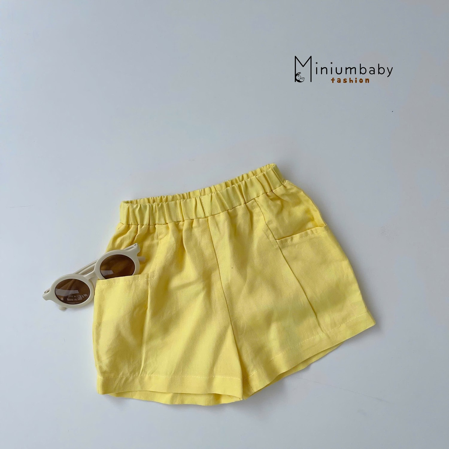 QC1599- Quần đùi linen nhiều màu cho bé vàng tươi