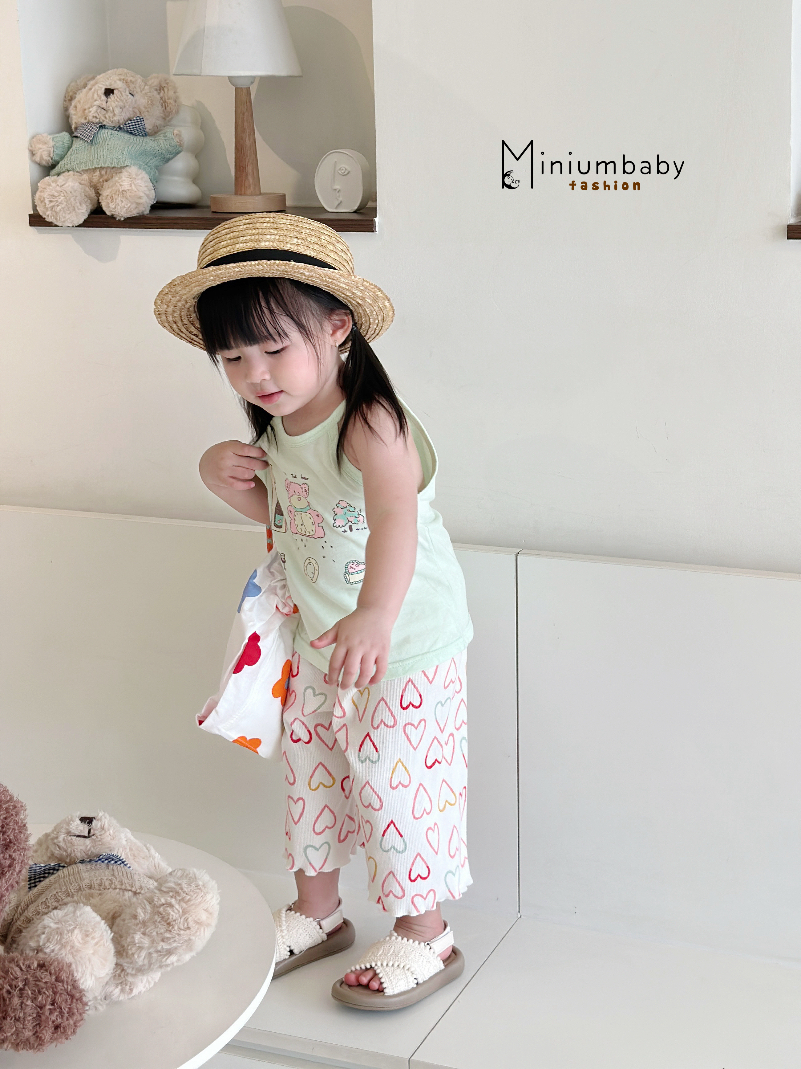 SB2357- bộ cổ yếm quần lửng in gấu đồng hồ, quần tim hoa,...