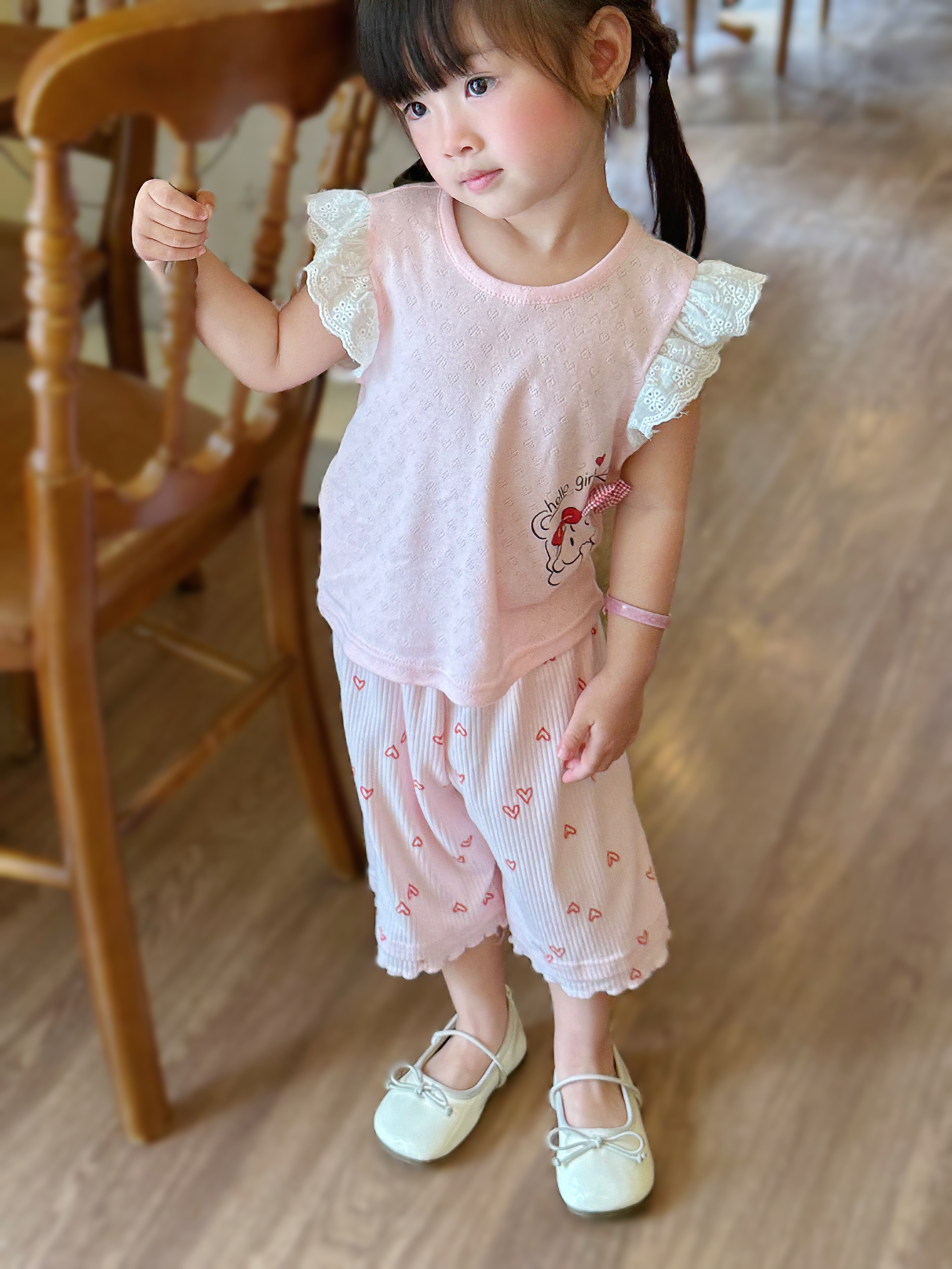 SB2365- bộ sát nách cánh tiên ren in bé gái đính nơ, phối quần tim