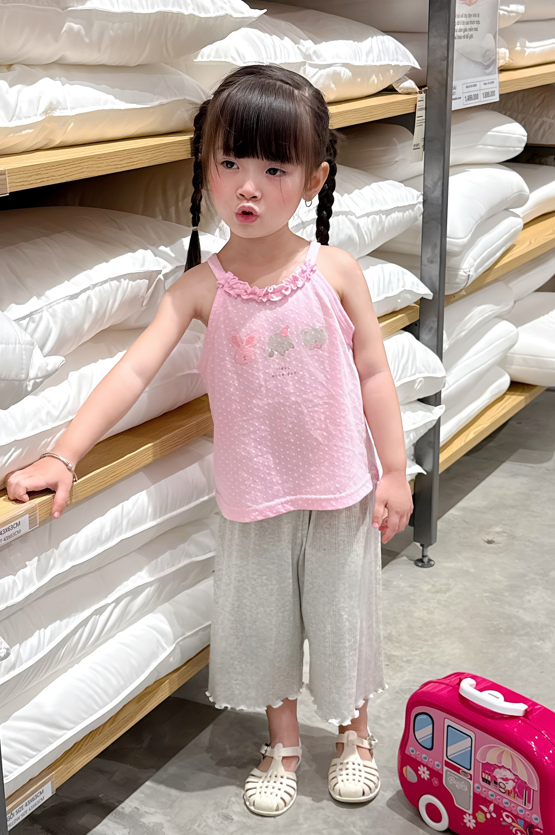 SB2430- bộ cổ yếm bé gái chấm bi in thỏ, voi, gấu