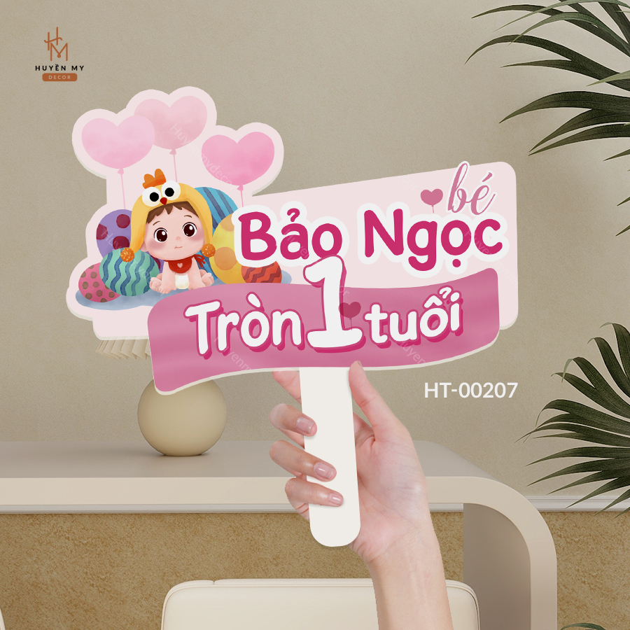 Hashtag Tổ Chức Sinh Nhật Bé, Có Tay Cầm Sẵn Giúp Chụp Ảnh Check-in Ấn Tượng