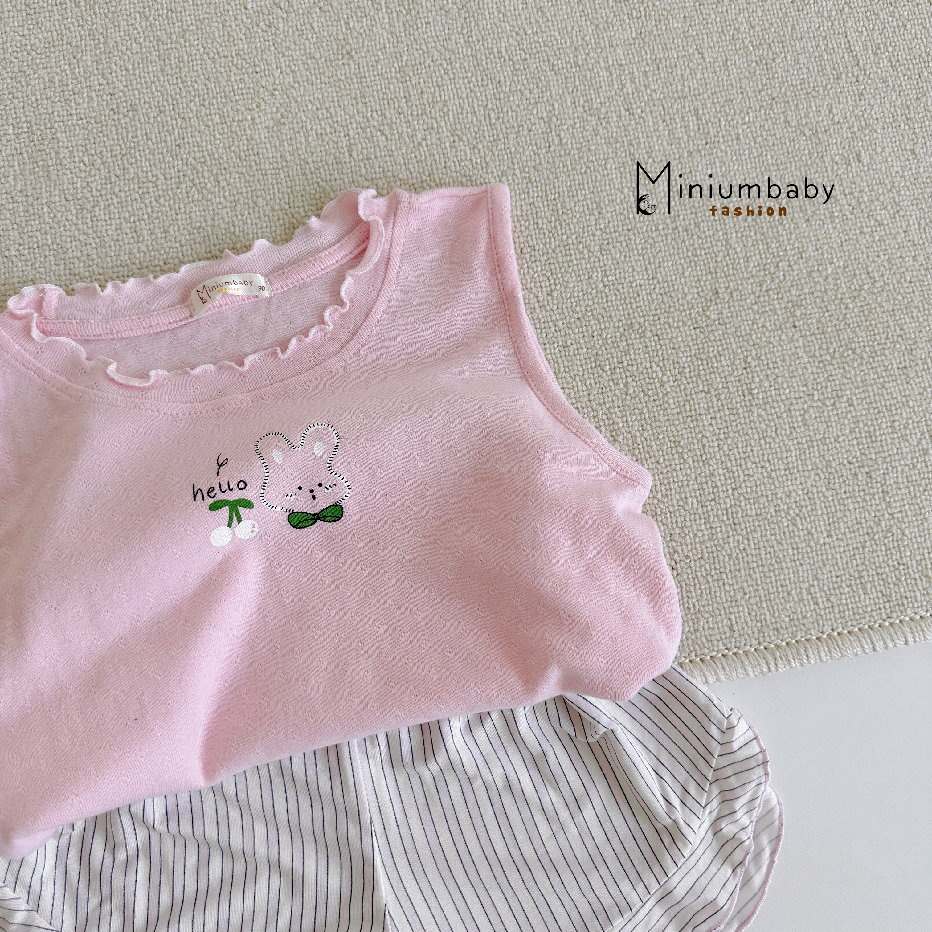 SB2421- bộ sát nách bé gái bèo cổ in thỏ cherry phối quần kẻ, cherry