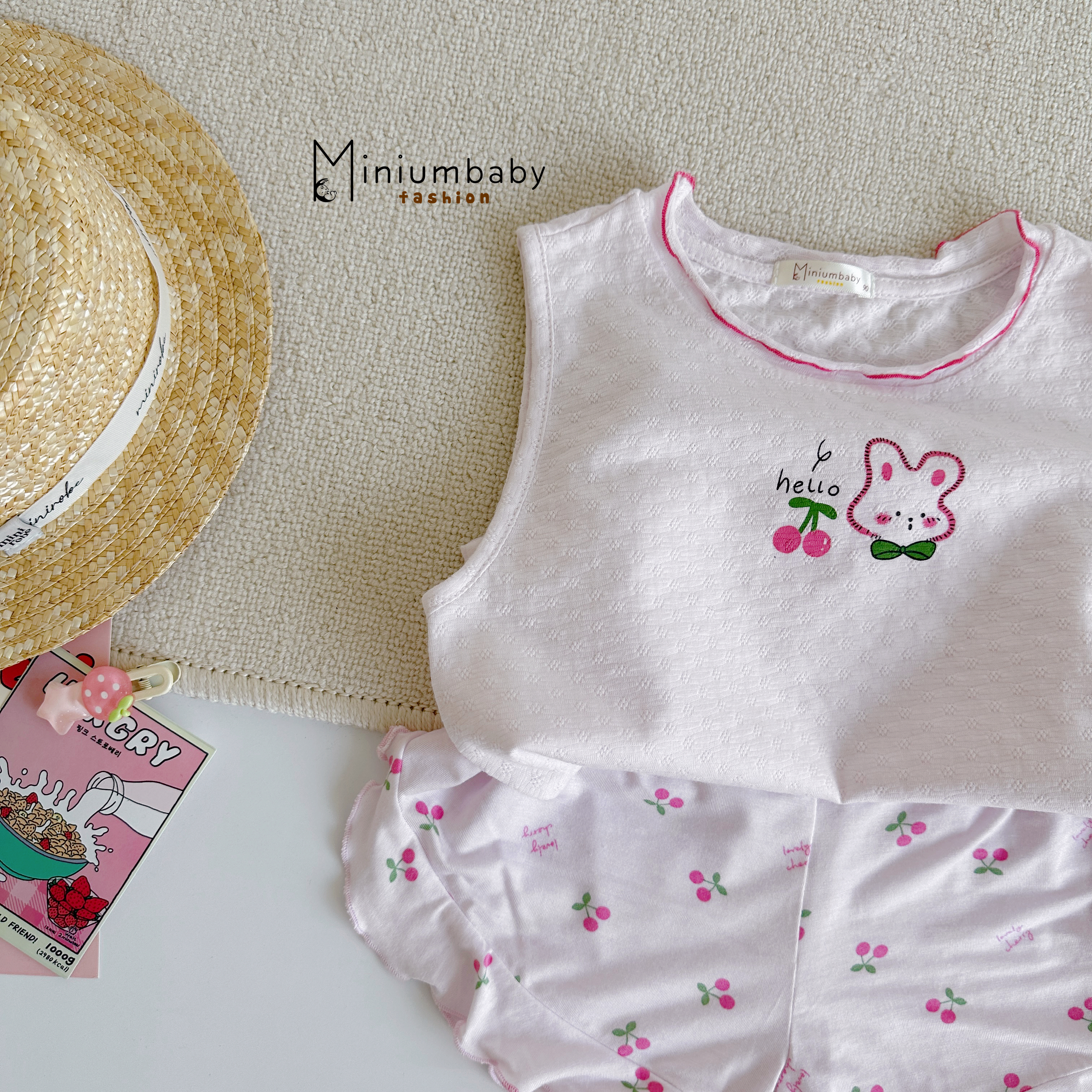 SB2421- bộ sát nách bé gái bèo cổ in thỏ cherry phối quần kẻ, cherry