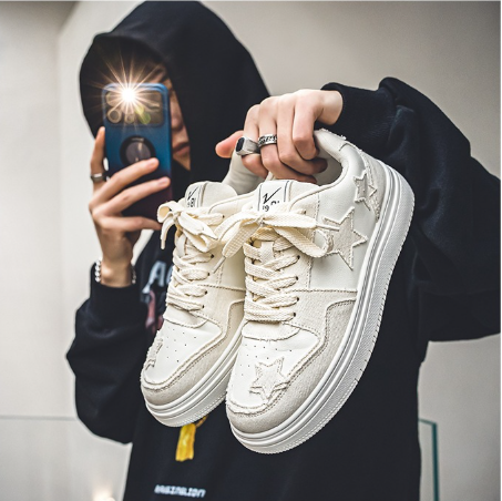 Star Sneakers – Giày thể thao ngôi sao nổi bật