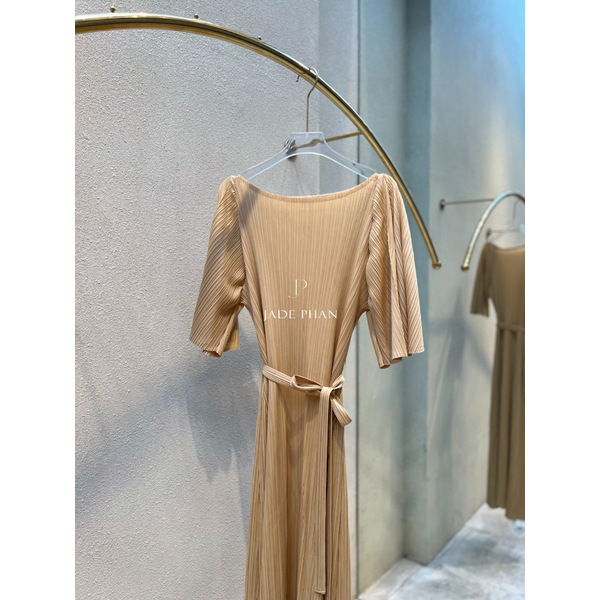 Váy Charisse dập ly cao cấp JADEPHAN xếp ly lò xo