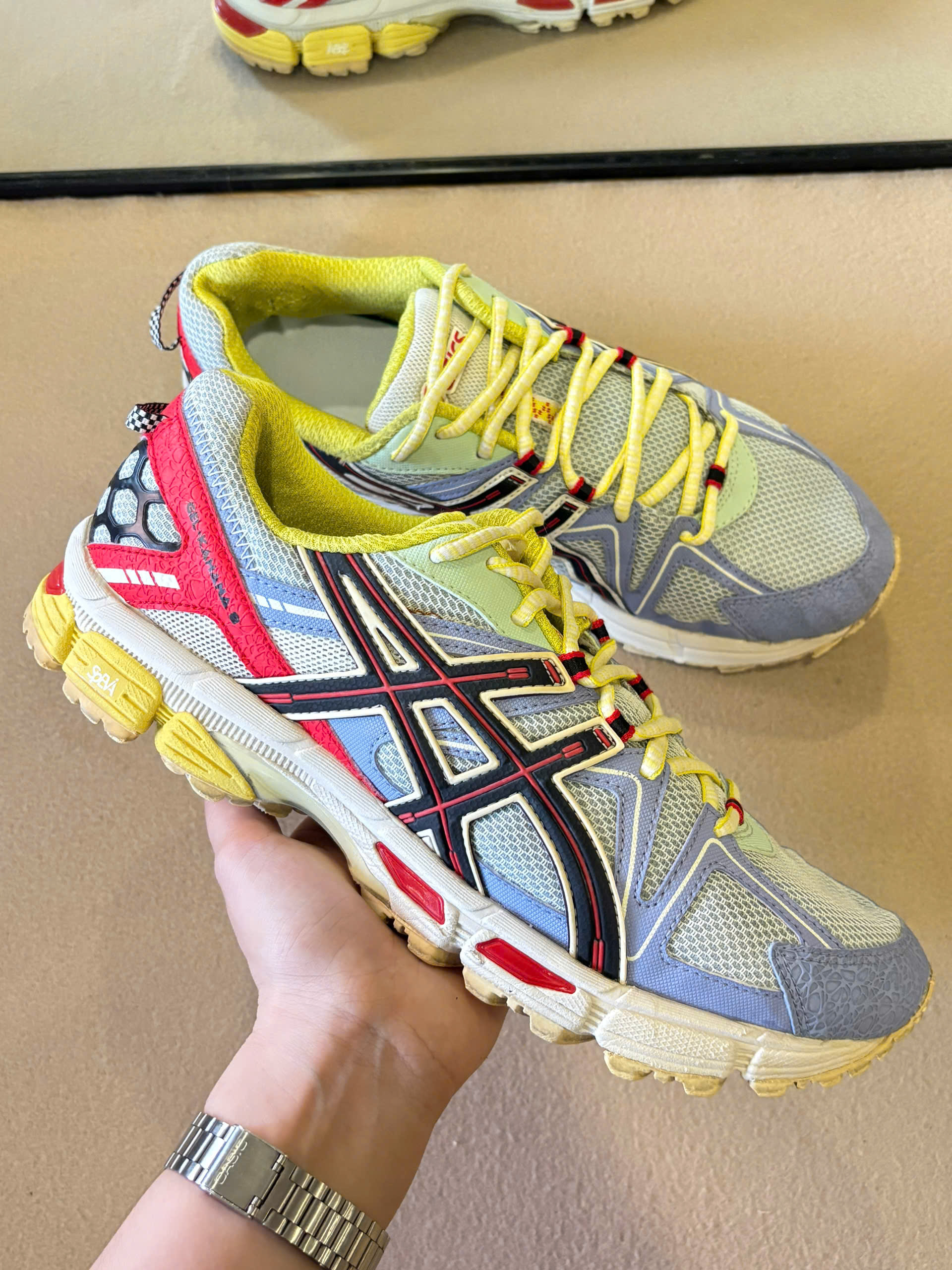 ASICS Gel-Kahana 8 Trail Running Shoes 1011B109 - Blue