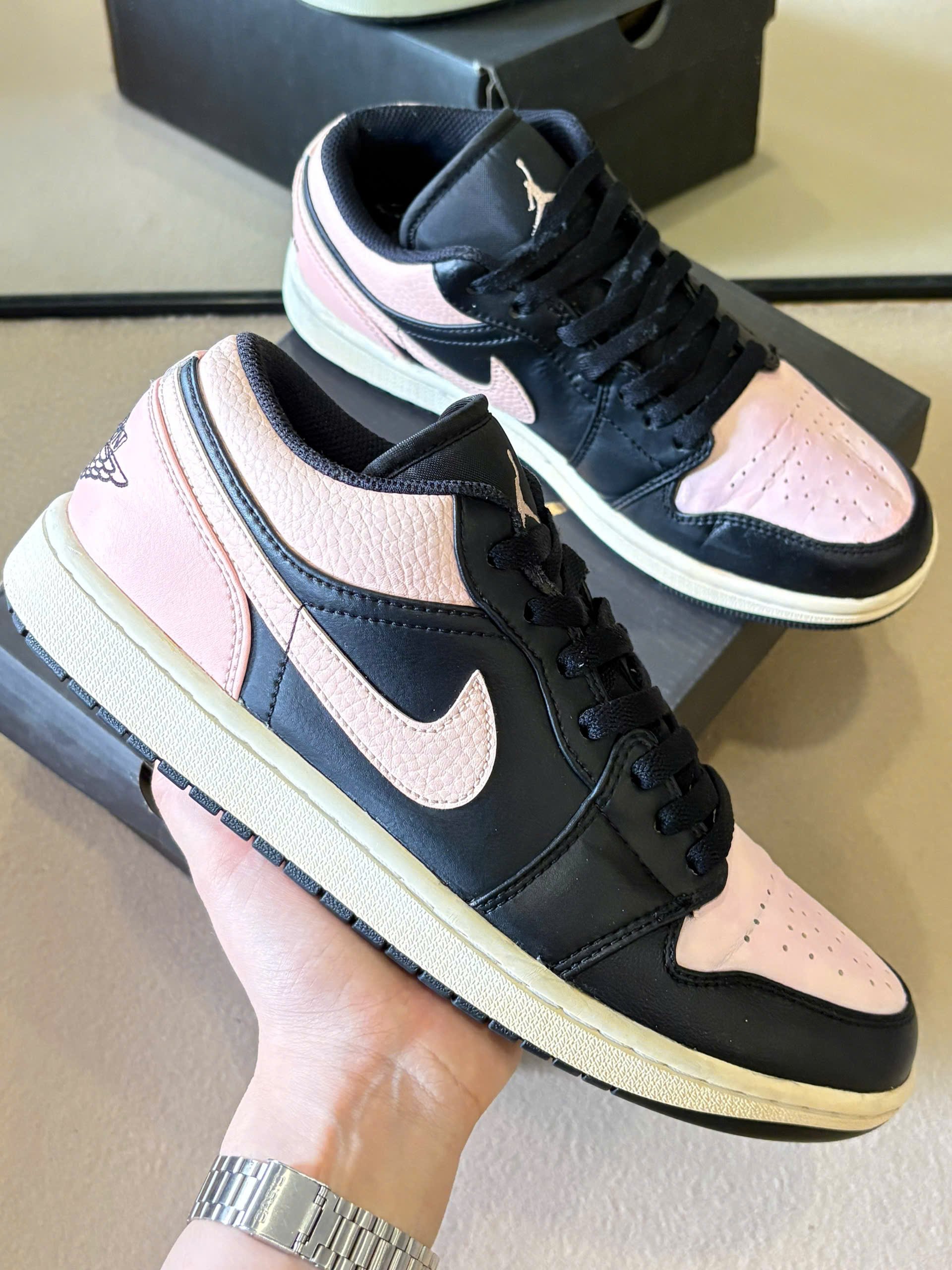 Nike Air Jordan 1 Low ‘Crimson Tint’ 553558-034
