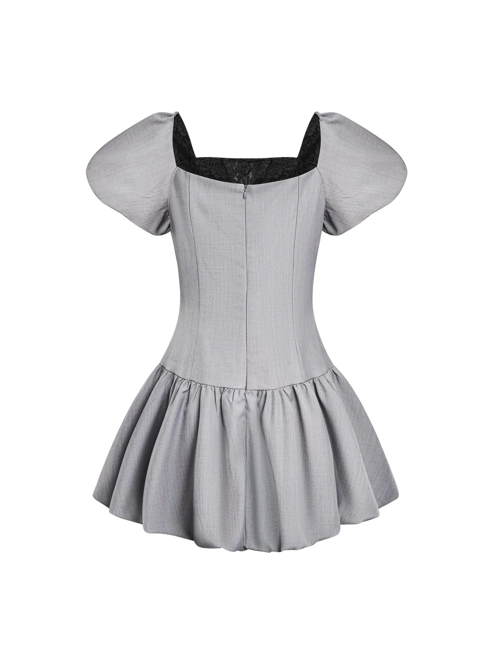 Mặt sau đầm DA170 dựng form: cổ vuông, khóa kéo giữa lưng, váy bí