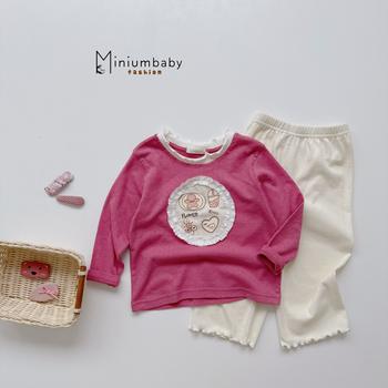 Bộ dài tay bé gái bèo cổ, đáp tròn giữa ngực in hoa, gấu, trà sữa, tim