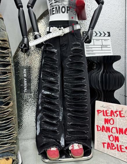 Product image - jean rách đen