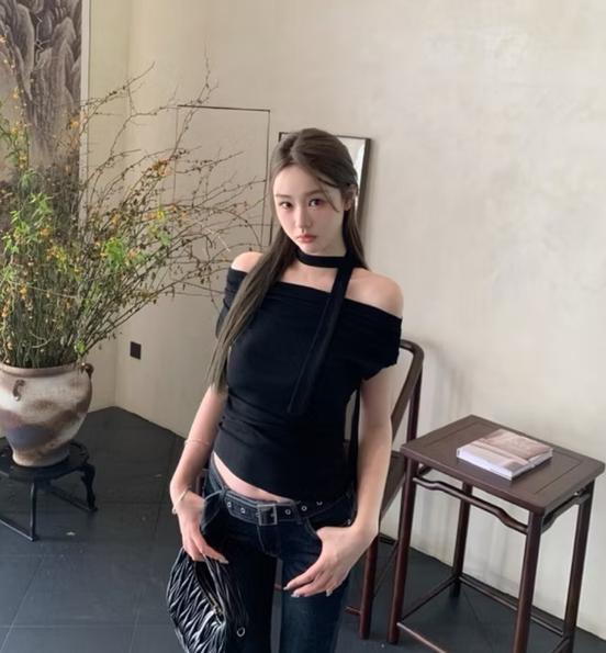 Product image - ເສື້ອປາດໄຫຼ່ໂບຜູກ