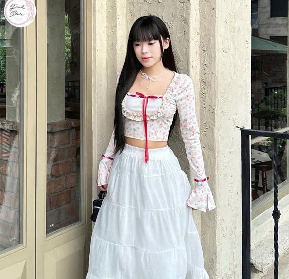 Product image - Crop ແຂນຍາວ ລາຍໂບ