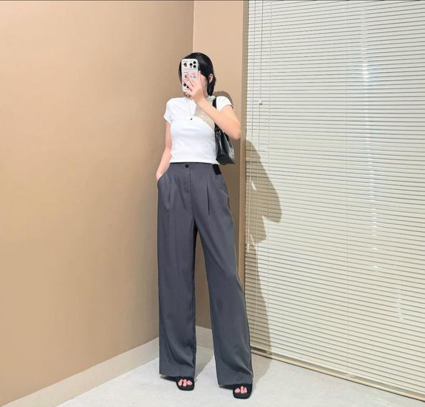 Product image - 527 QUẦN SUÔNG XÁM PHỐI CẠP CHỮ - SALE