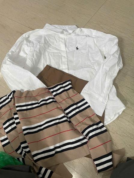 Product image - Set áo sơ mi trắng thêu ngựa + váy