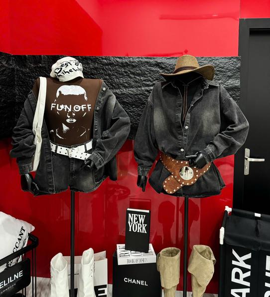 Product image - Set Bò Quần Sooc+ Áo Đen Xịt Thời Trag