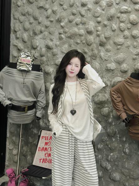 Product image - set khăn kẻ buộc cổ