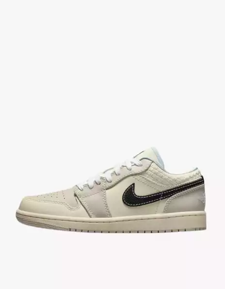 Product image - Nike Air Jordan 1 Low SE Sanddrift Glacier Blue HQ3440-101