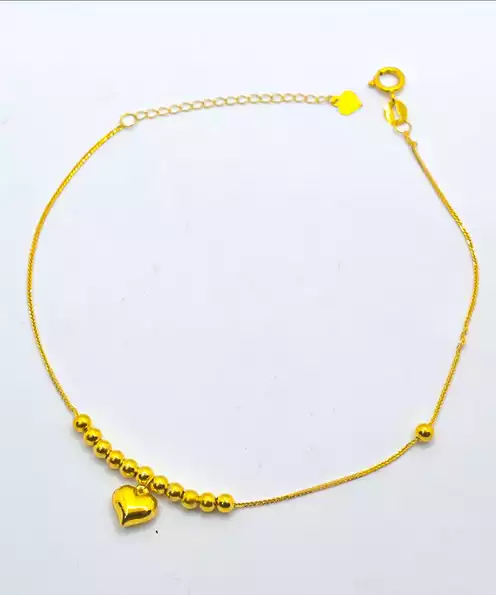 Product image - 18k Saudi Gold Heart and Ball Bracelet