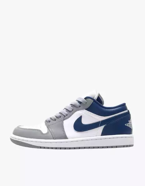 Product image - Nike Air Jordan 1 Low ‘French Blue’ DC0774-042