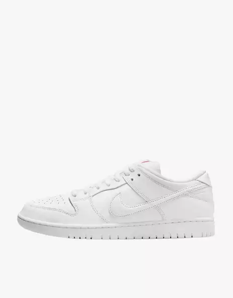Product image - Nike SB Dunk Low Pro ‘Triple White’ FJ1674-100