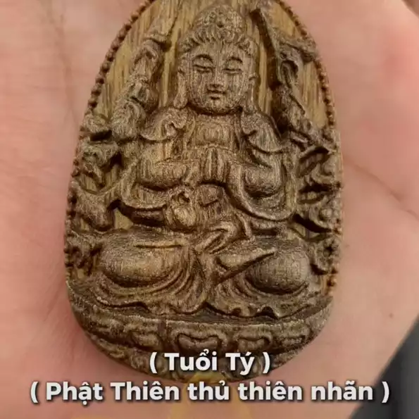 Product image - Mặt Vòng Độ Mệnh Tuổi Tý - Thiên Thủ Thiên Nhãn Bồ Tát