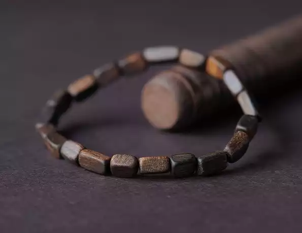 Product image - Vòng Tay Trầm Hương Đôi Hạt Khối