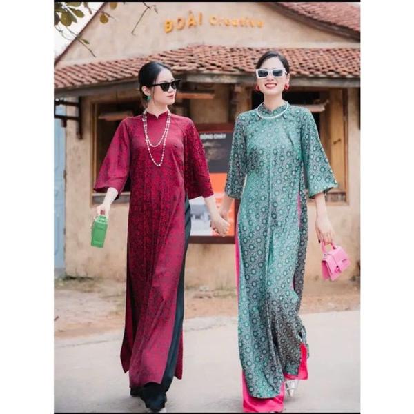 Product image - Áo Dài Dáng Suông Xưa Gấm Hoa Nổi Tay Lỡ