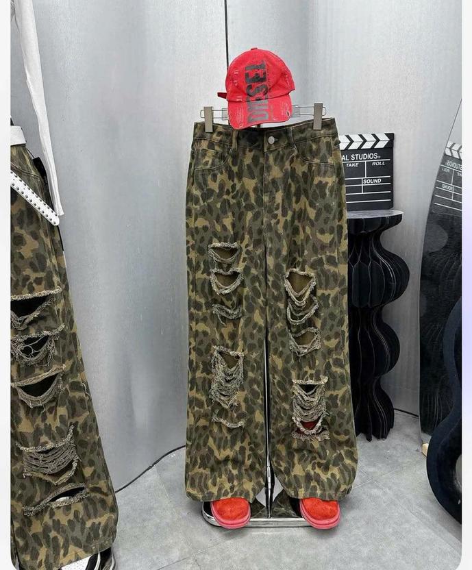 Product image - quần bò in bá mài rách