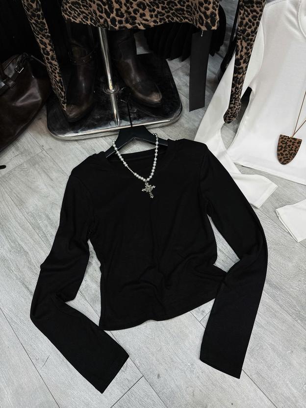 Product image - áo thun cổ tròn