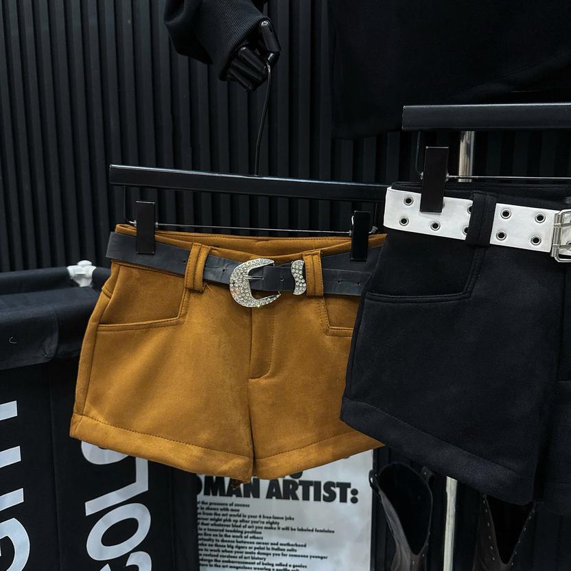 Product image - quần sooc da lộn