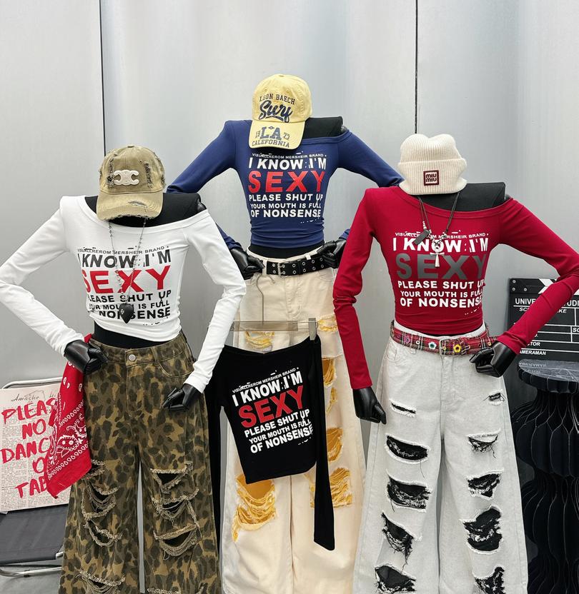 Product image - áo dài tay chữ sexy