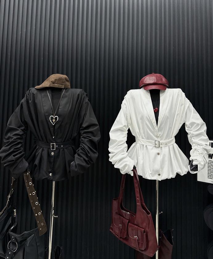 Product image - Áo Cổ V Tay Dài Nhún Kèm Đai Bồng