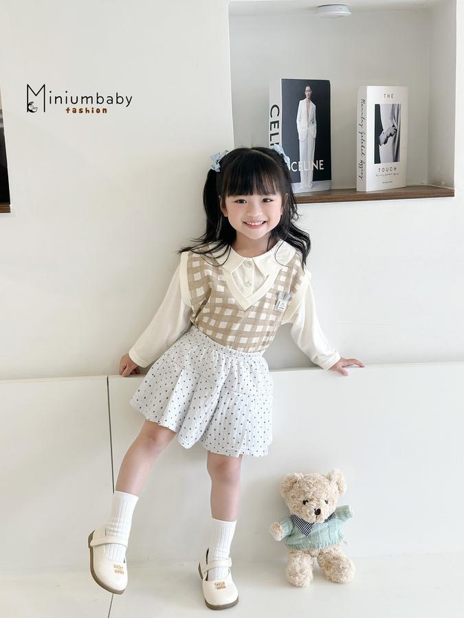 SB2224- bộ ghi lê kẻ phối quần váy bi