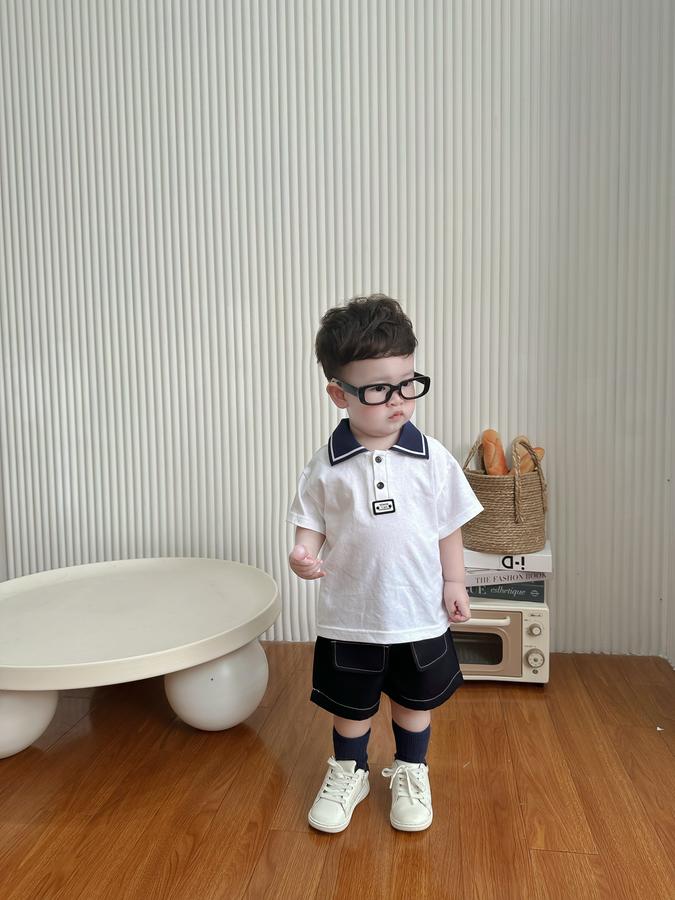 A2308- áo polo phối cổ đính logo dưới nep